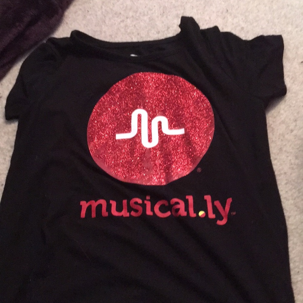 Musically tea shirt
